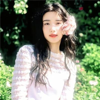 滑板女孩